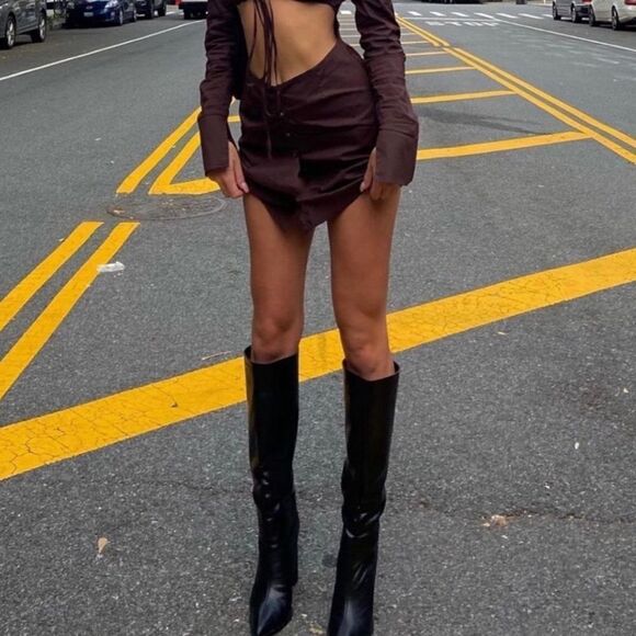 Black boots  - Picture 11 of 16